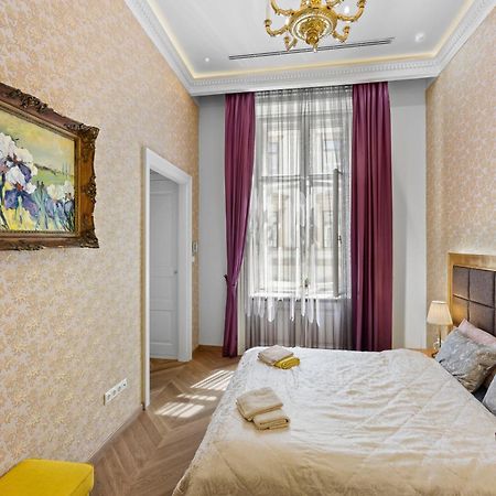 Count Zrinyi Basilica Luxurious Residence Budapest Kültér fotó
