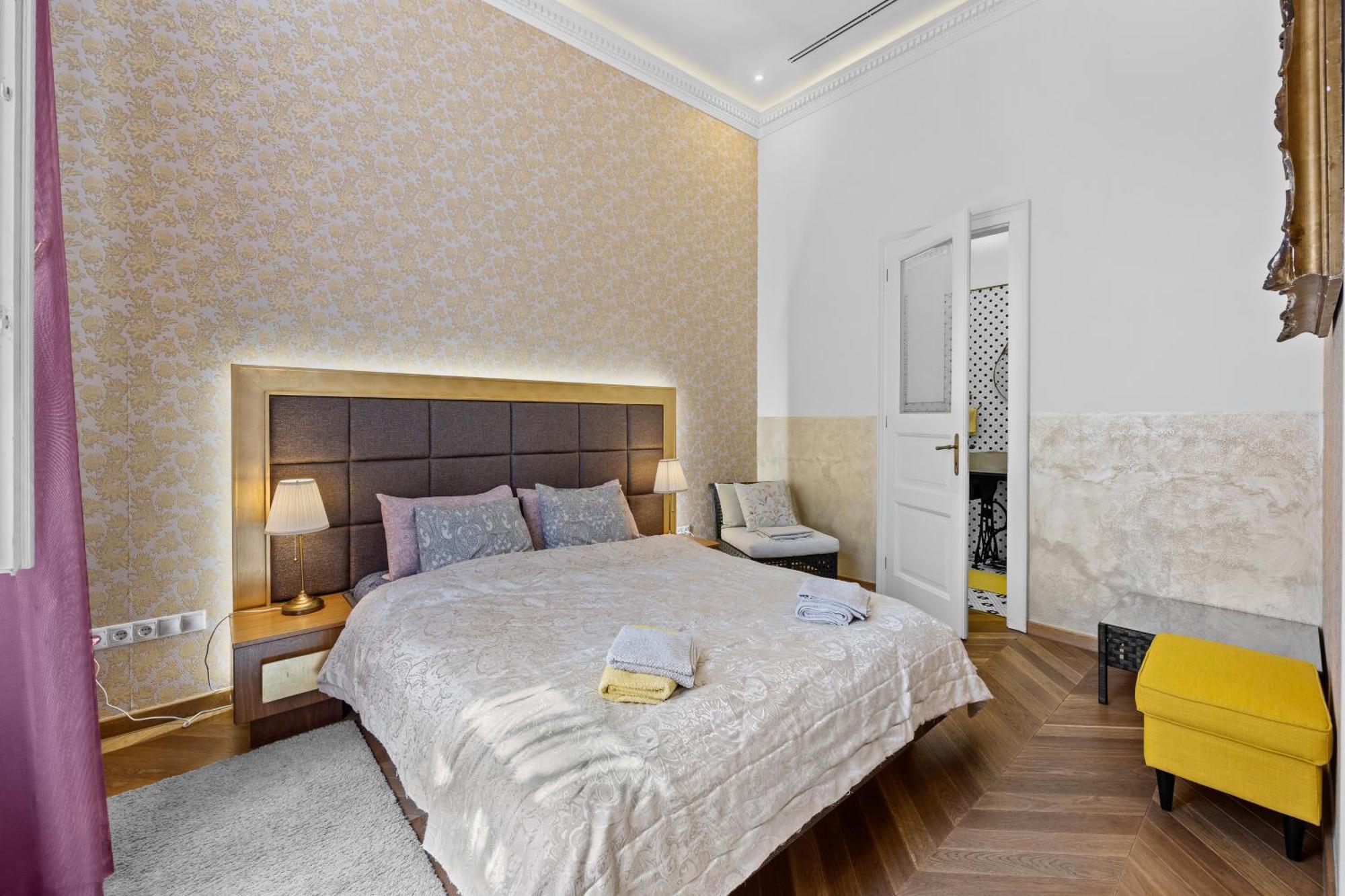 Count Zrinyi Basilica Luxurious Residence Budapest Kültér fotó